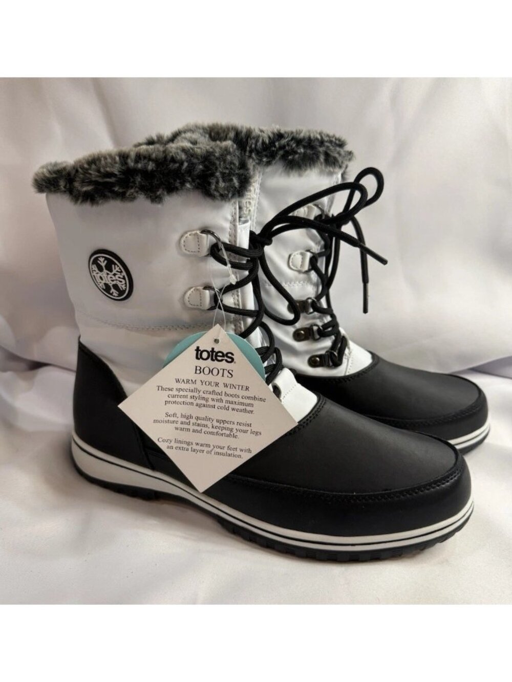 Totes Avery Boots Size 11 Black & White Snow Winter Boot Waterproof Insulated